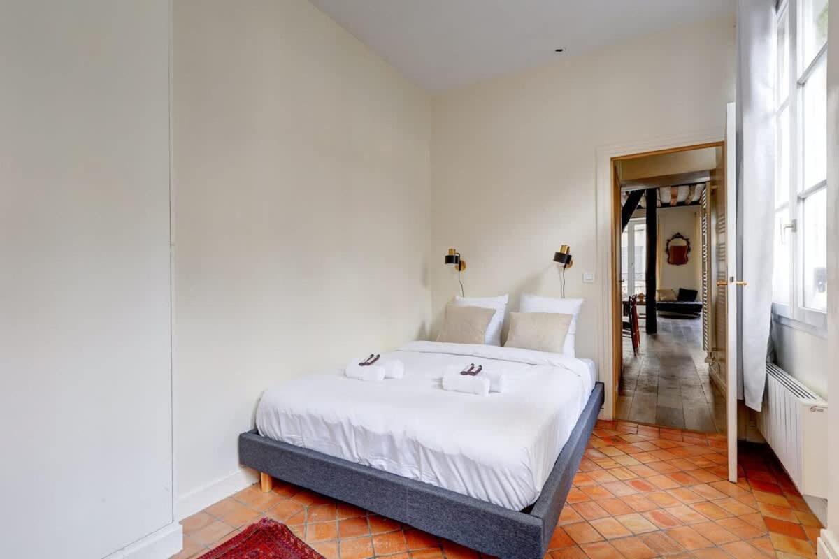 Splendeur Et Espace Au Coeur Du Marais Appartement